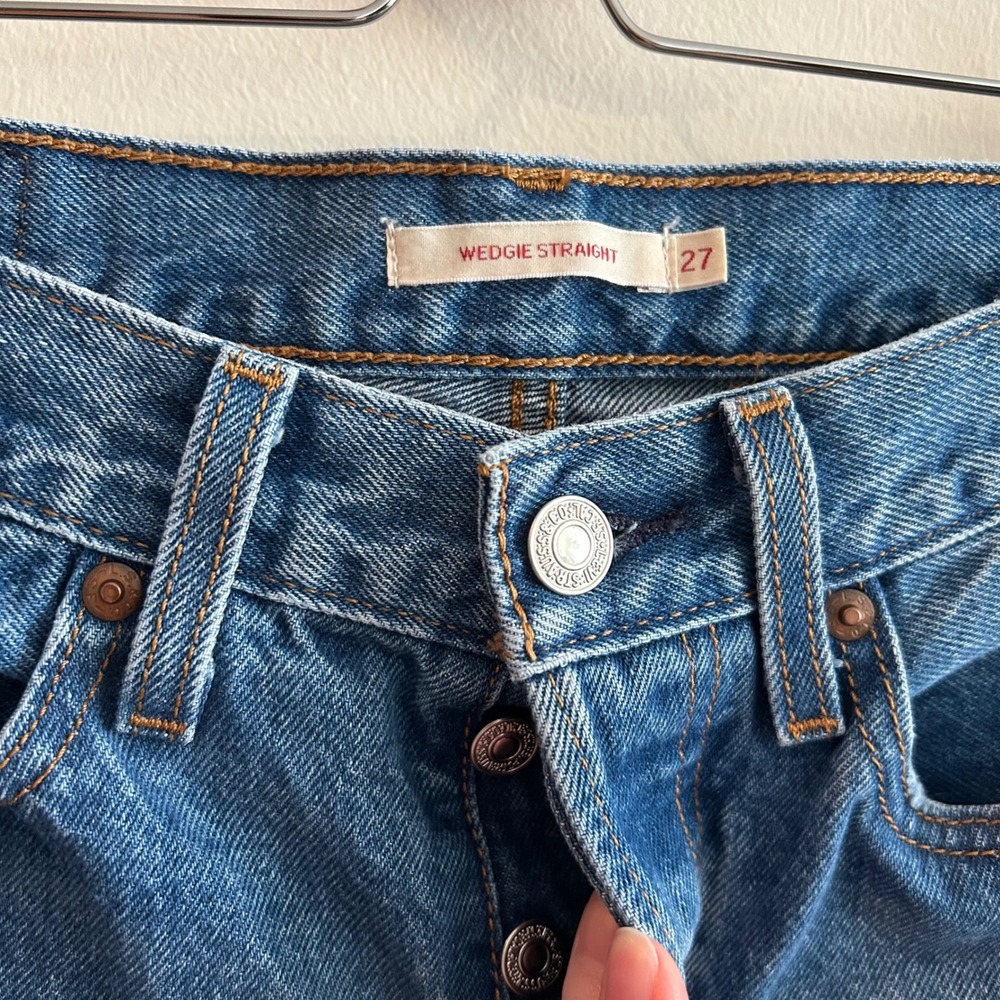 Levi's Premium Wedgie Straight Jeans Blue 27 Distressed High Rise Button Fly - Picture 2 of 7